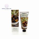 کرم مرطوب‌کننده دست حاوی روغن زیتون فارم استی (Farm Stay Olive Hand Cream) 100گرم - Image 3